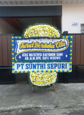 Papan Bunga Duka di Kebun Bunga