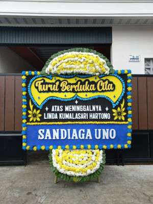 Papan Bunga Duka di Kebun Bunga